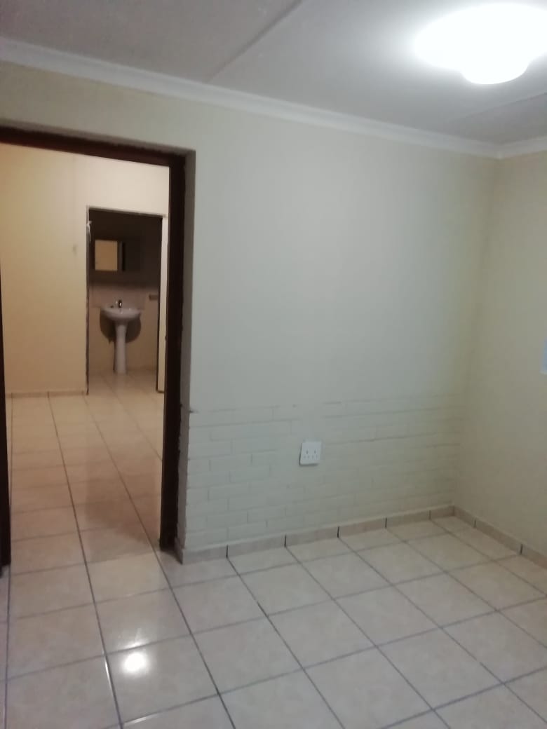 6 Bedroom Property for Sale in Booysens Gauteng
