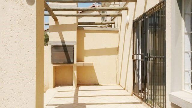 To Let  Bedroom Property for Rent in Annlin Gauteng