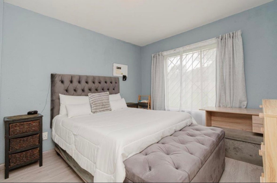 1 Bedroom Property for Sale in Willowbrook Gauteng
