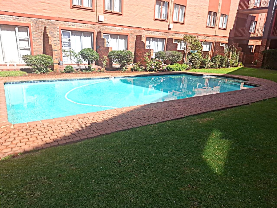 To Let 1 Bedroom Property for Rent in Riviera Gauteng