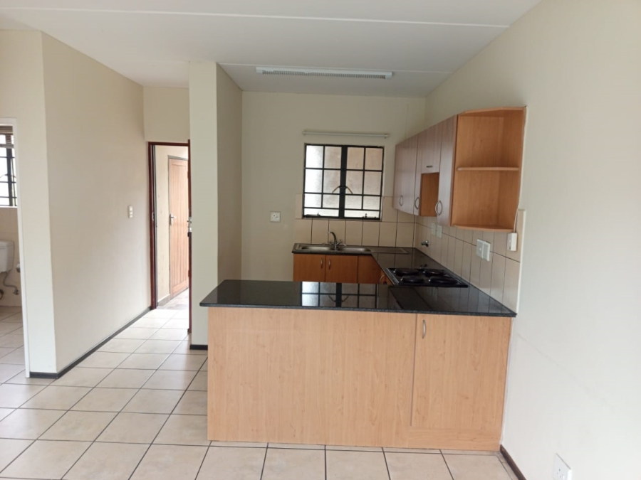 1 Bedroom Property for Sale in Grand Central Gauteng