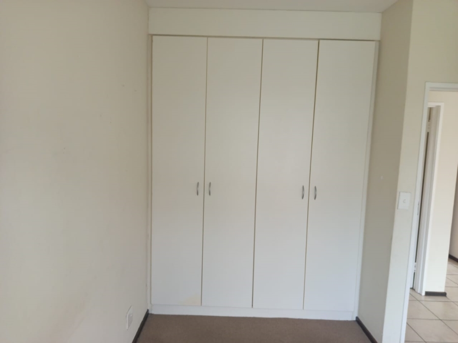 1 Bedroom Property for Sale in Grand Central Gauteng