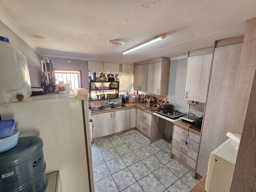 5 Bedroom Property for Sale in Montana Gauteng