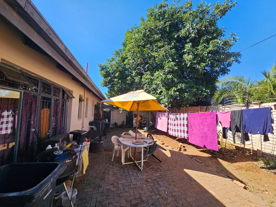 5 Bedroom Property for Sale in Montana Gauteng