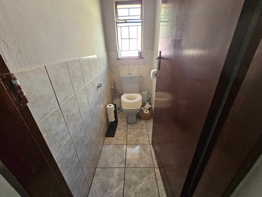 5 Bedroom Property for Sale in Montana Gauteng