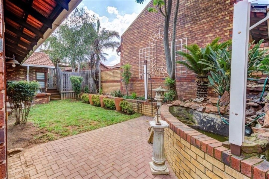 3 Bedroom Property for Sale in Van Riebeeck Park Gauteng