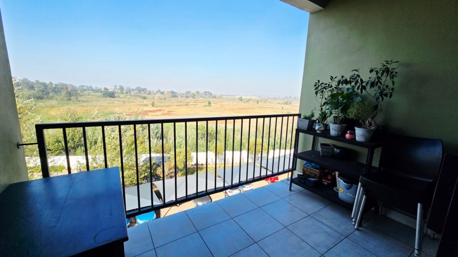 To Let 2 Bedroom Property for Rent in Witfield Gauteng