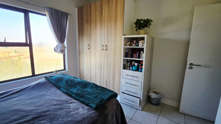 To Let 2 Bedroom Property for Rent in Witfield Gauteng
