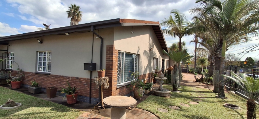 3 Bedroom Property for Sale in Pretoria Gardens Gauteng