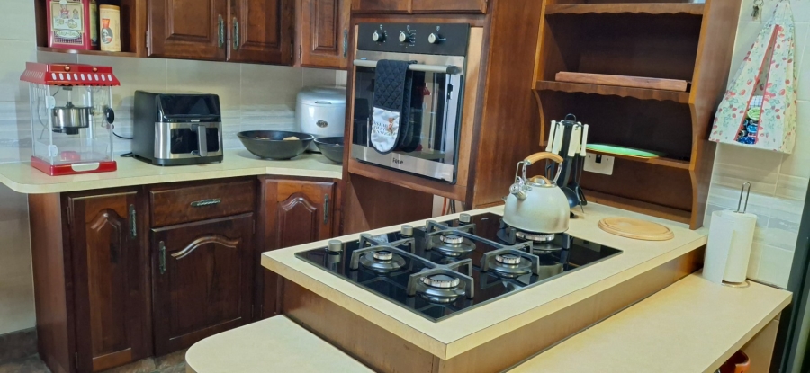 3 Bedroom Property for Sale in Pretoria Gardens Gauteng