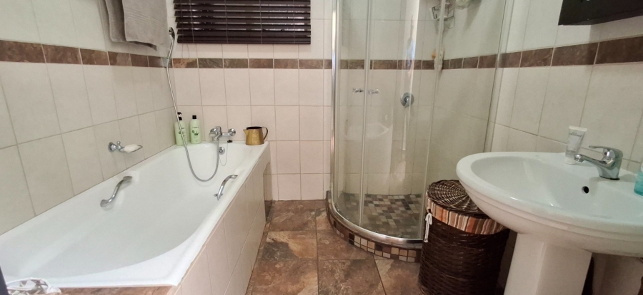 3 Bedroom Property for Sale in Pretoria Gardens Gauteng