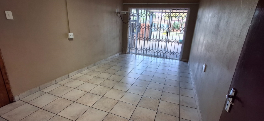 3 Bedroom Property for Sale in Pretoria Gardens Gauteng