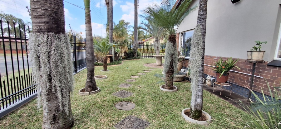 3 Bedroom Property for Sale in Pretoria Gardens Gauteng