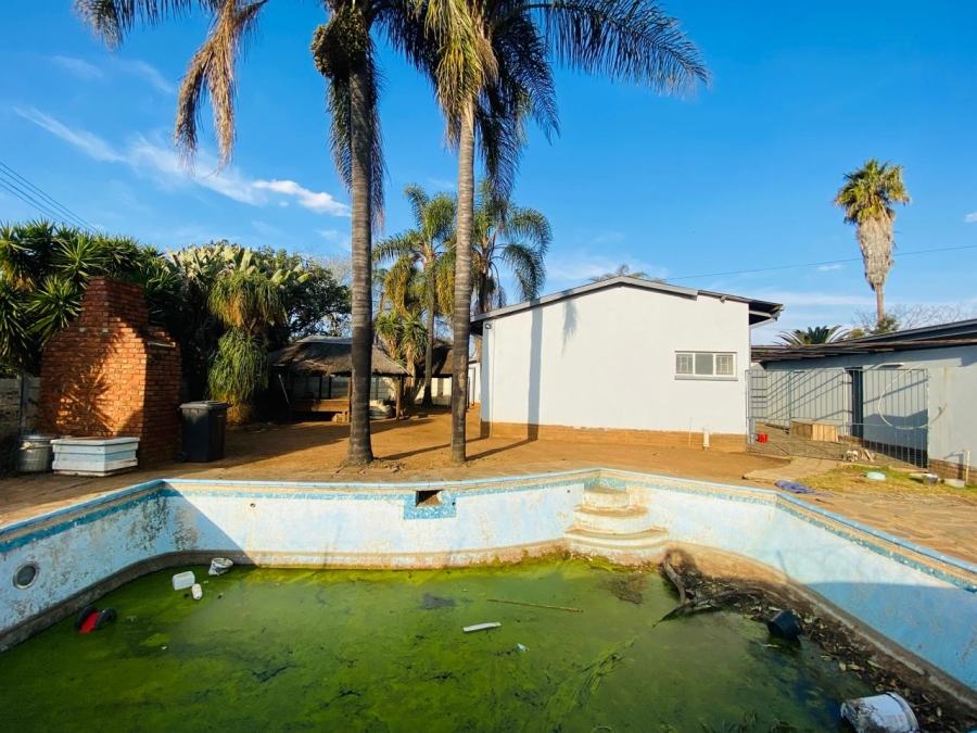 3 Bedroom Property for Sale in Kwaggasrand Gauteng