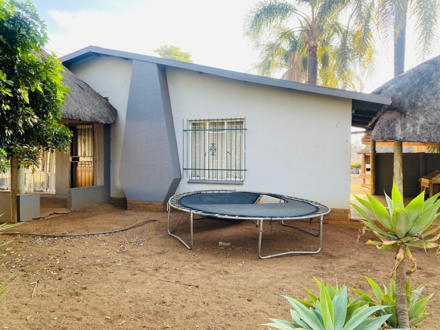 3 Bedroom Property for Sale in Kwaggasrand Gauteng