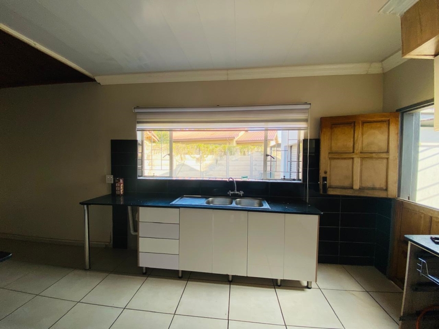 3 Bedroom Property for Sale in Kwaggasrand Gauteng