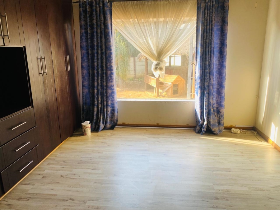 3 Bedroom Property for Sale in Kwaggasrand Gauteng