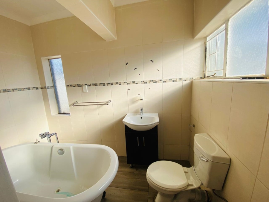 3 Bedroom Property for Sale in Kwaggasrand Gauteng