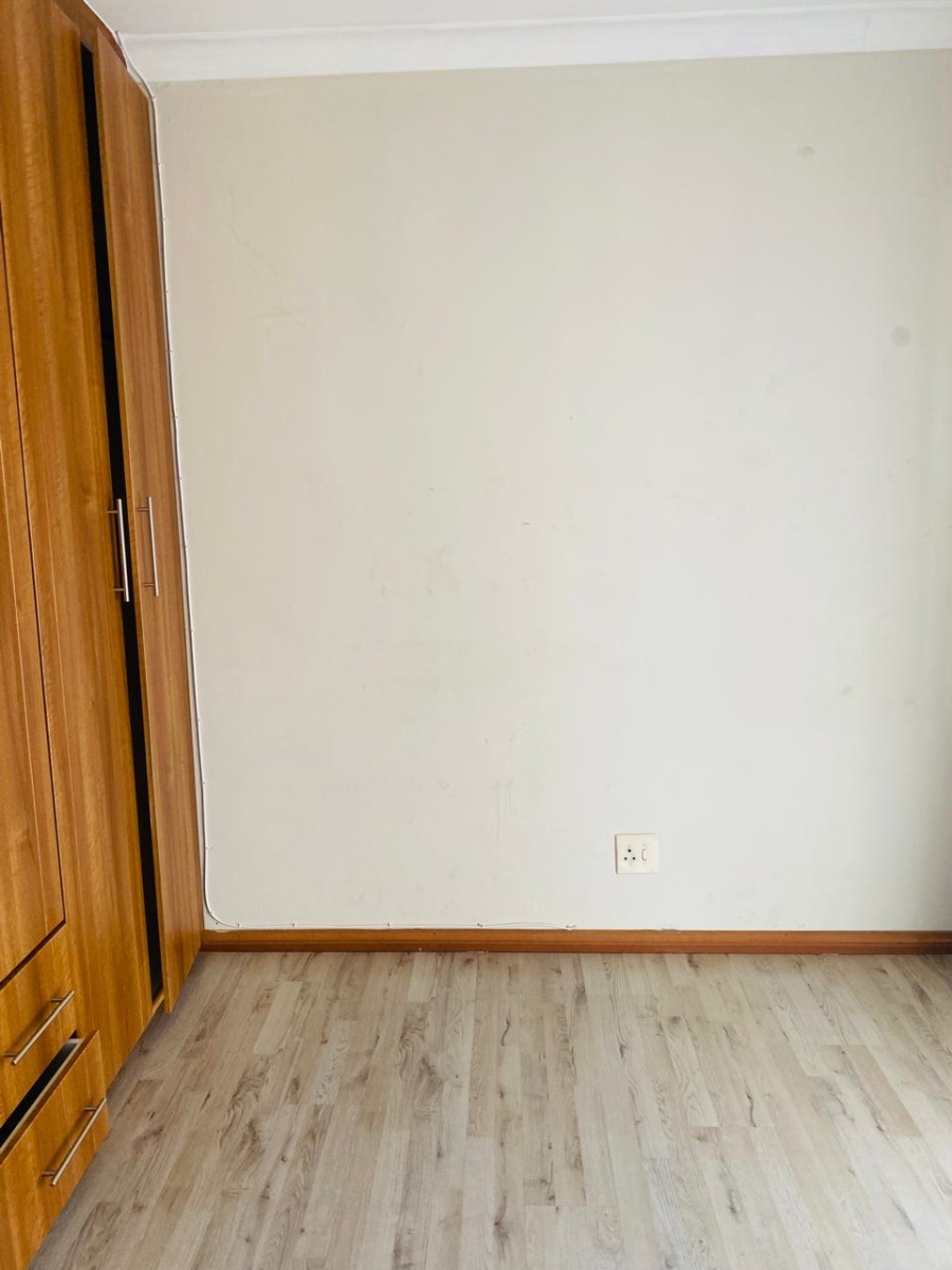 3 Bedroom Property for Sale in Kwaggasrand Gauteng