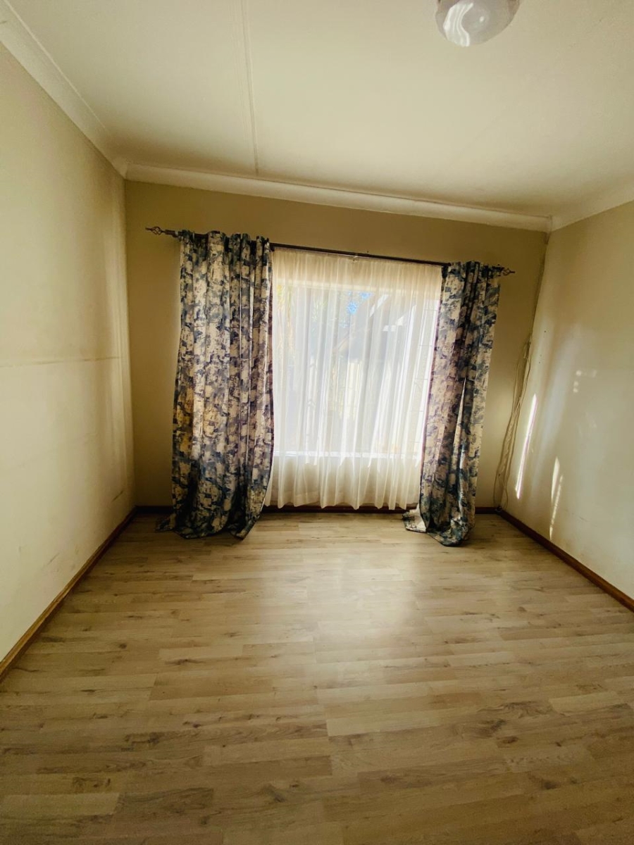 3 Bedroom Property for Sale in Kwaggasrand Gauteng