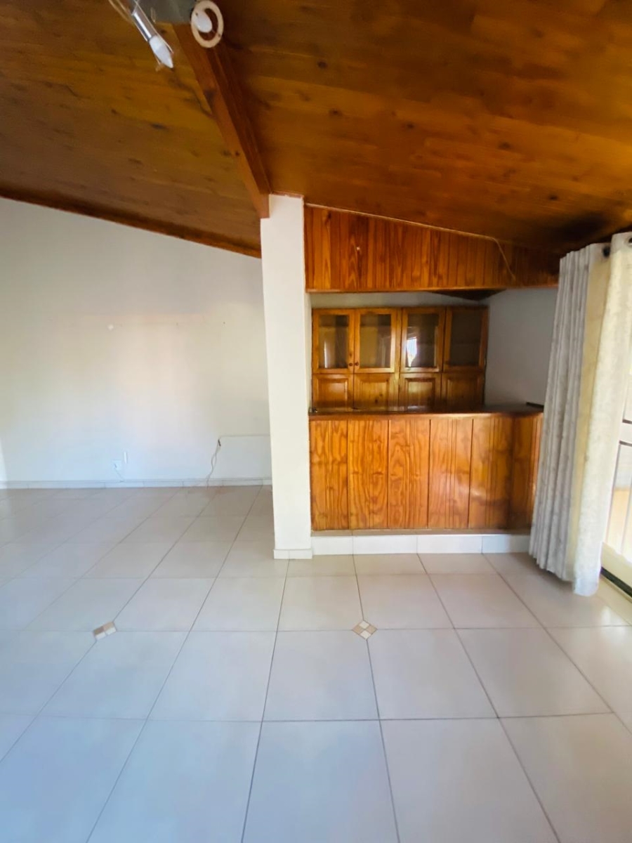 3 Bedroom Property for Sale in Kwaggasrand Gauteng