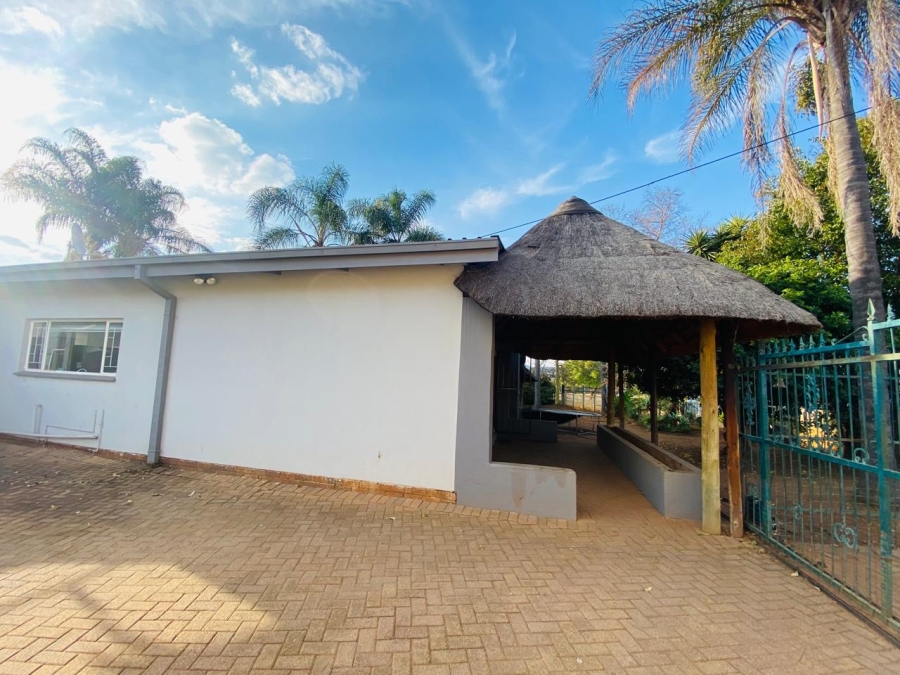 3 Bedroom Property for Sale in Kwaggasrand Gauteng
