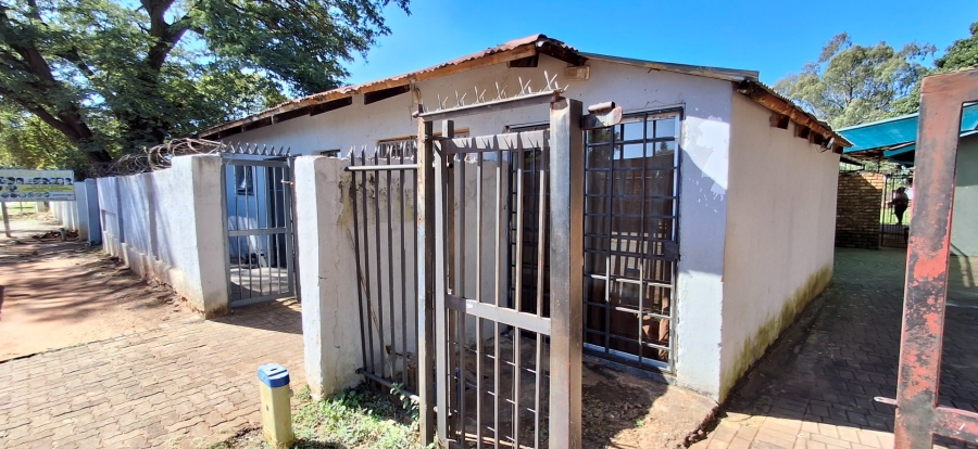 6 Bedroom Property for Sale in The Orchards Gauteng