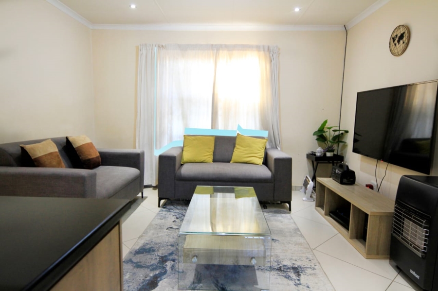 To Let 3 Bedroom Property for Rent in Blue Hills AH Gauteng