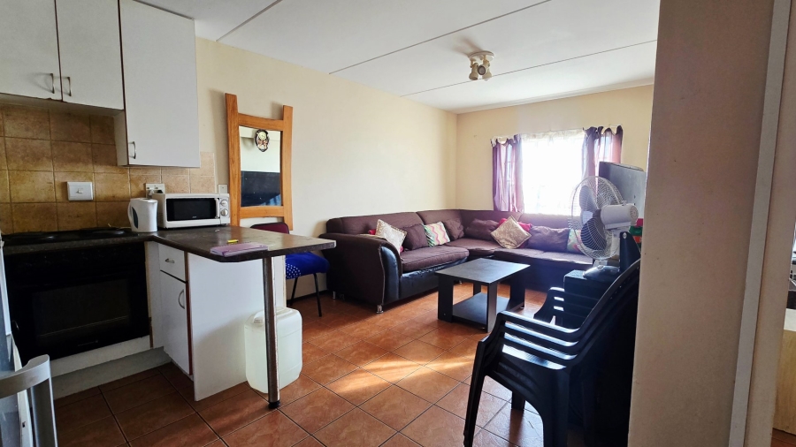 1 Bedroom Property for Sale in Ravenswood Gauteng