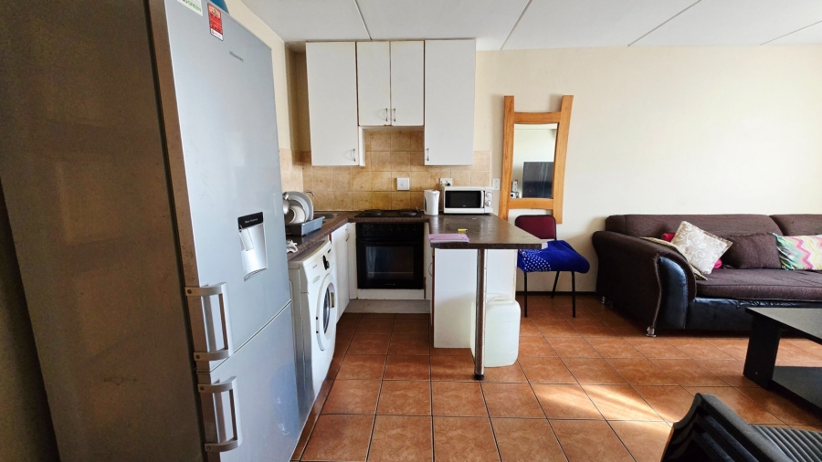 1 Bedroom Property for Sale in Ravenswood Gauteng