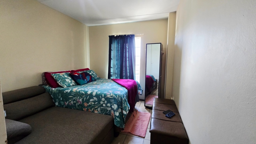 1 Bedroom Property for Sale in Ravenswood Gauteng