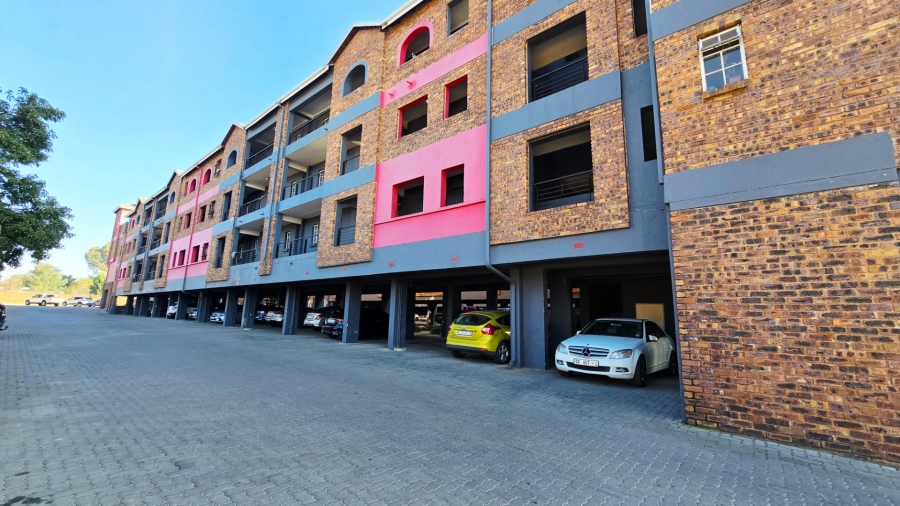 1 Bedroom Property for Sale in Ravenswood Gauteng