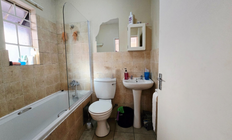 1 Bedroom Property for Sale in Ravenswood Gauteng
