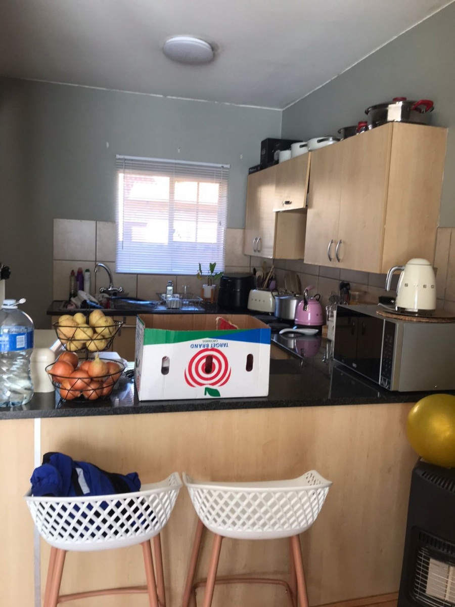 2 Bedroom Property for Sale in Theresa Park Gauteng