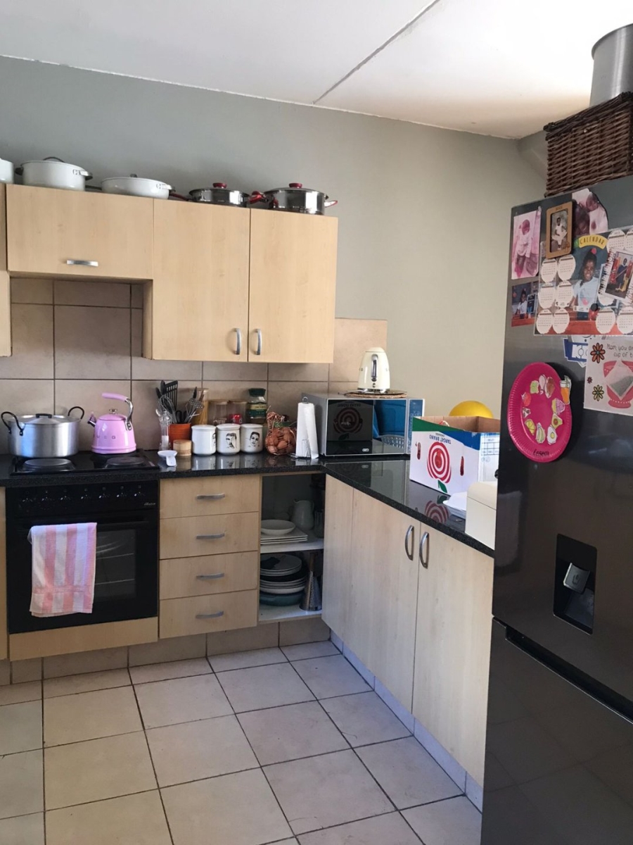 2 Bedroom Property for Sale in Theresa Park Gauteng