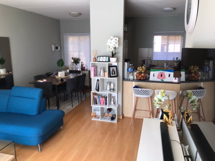 2 Bedroom Property for Sale in Theresa Park Gauteng