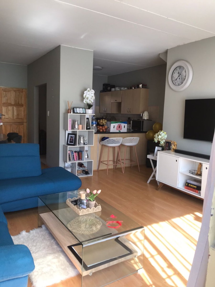 2 Bedroom Property for Sale in Theresa Park Gauteng