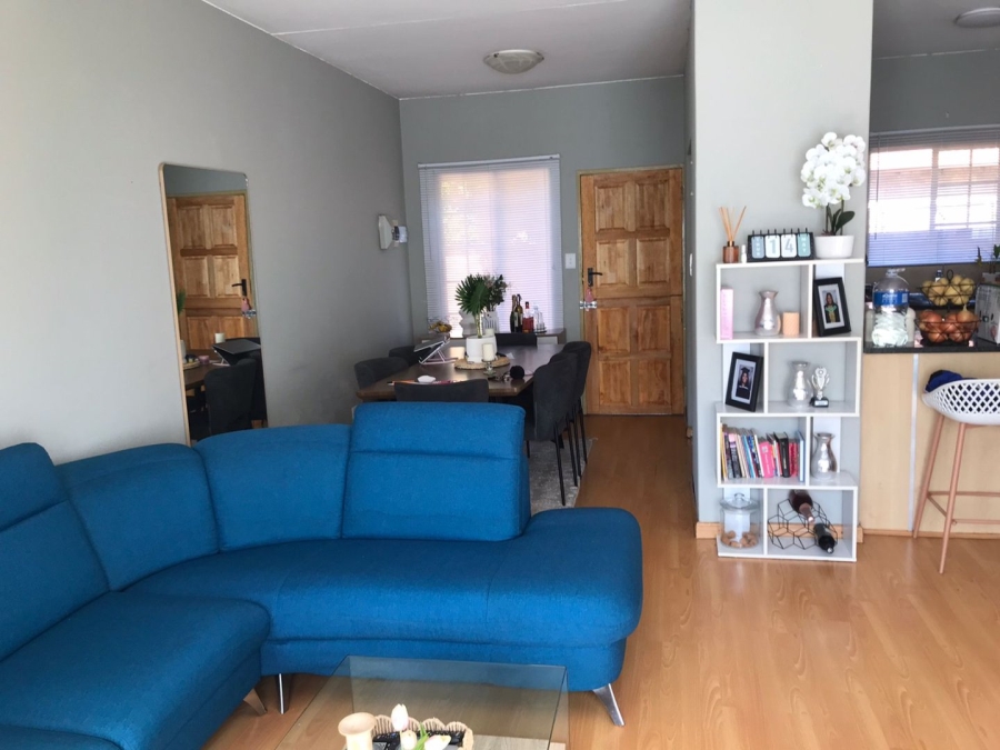 2 Bedroom Property for Sale in Theresa Park Gauteng