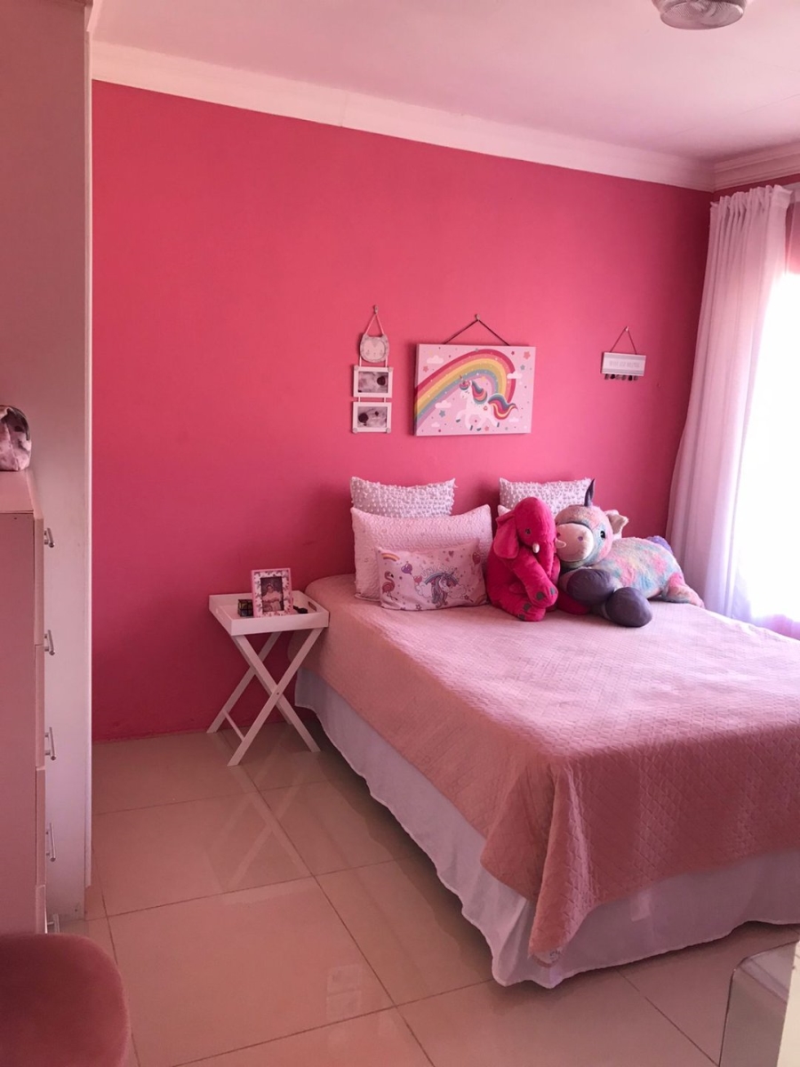 2 Bedroom Property for Sale in Theresa Park Gauteng