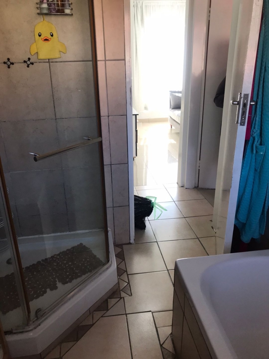 2 Bedroom Property for Sale in Theresa Park Gauteng
