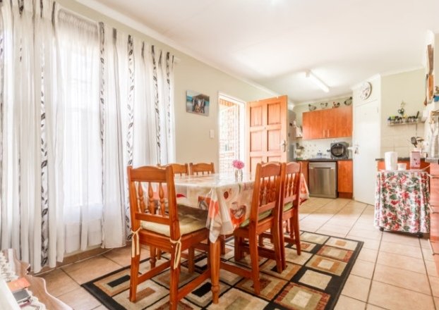 2 Bedroom Property for Sale in Equestria Gauteng