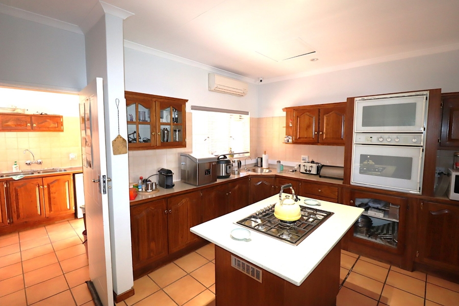 4 Bedroom Property for Sale in Moreleta Park Gauteng