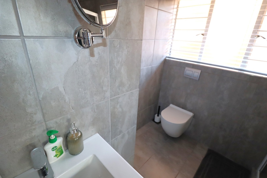 4 Bedroom Property for Sale in Moreleta Park Gauteng