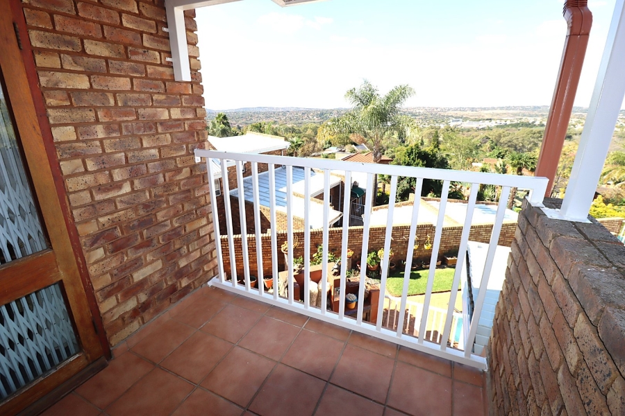 4 Bedroom Property for Sale in Moreleta Park Gauteng