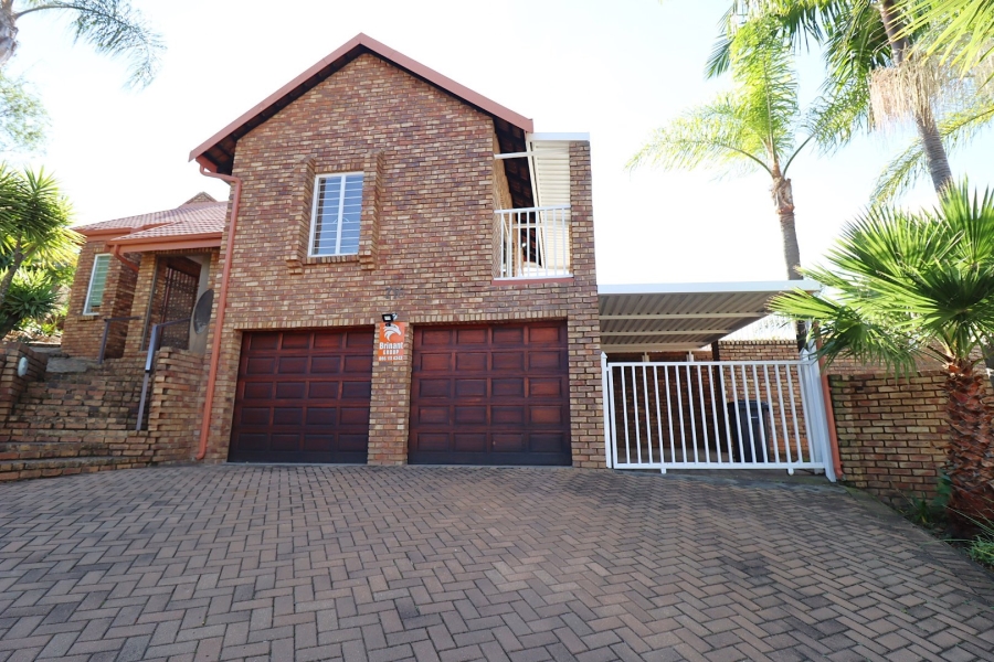 4 Bedroom Property for Sale in Moreleta Park Gauteng