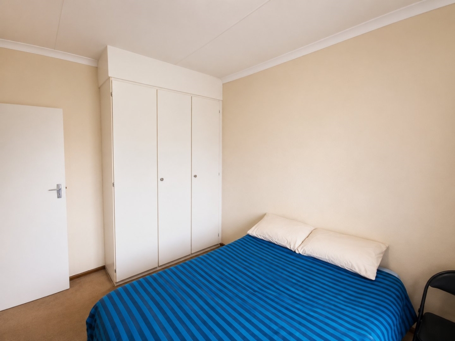 3 Bedroom Property for Sale in Simmerfield Gauteng