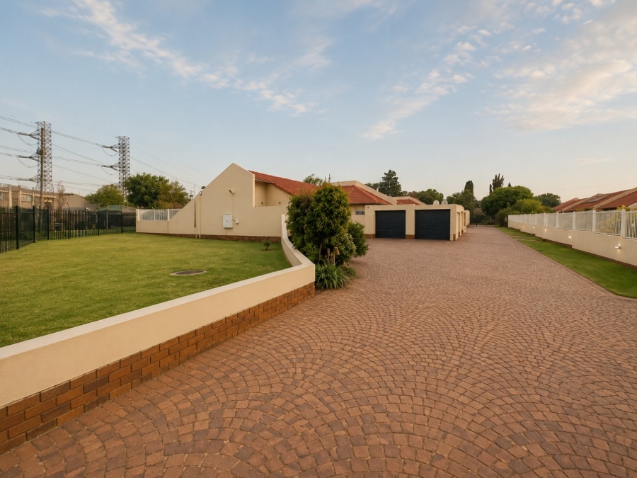 3 Bedroom Property for Sale in Simmerfield Gauteng