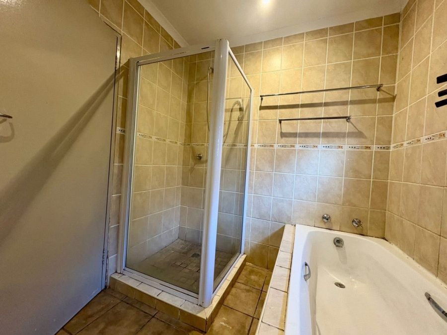 3 Bedroom Property for Sale in Lyttelton Manor Gauteng