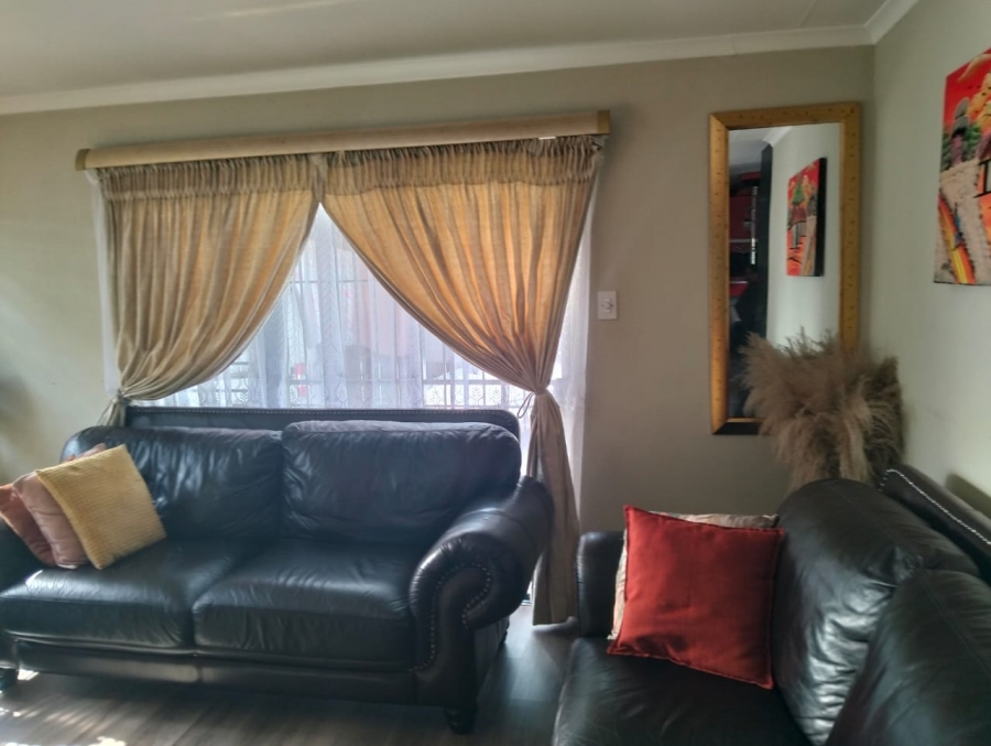 4 Bedroom Property for Sale in Leopard
