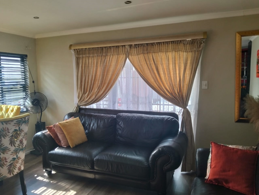 4 Bedroom Property for Sale in Leopard